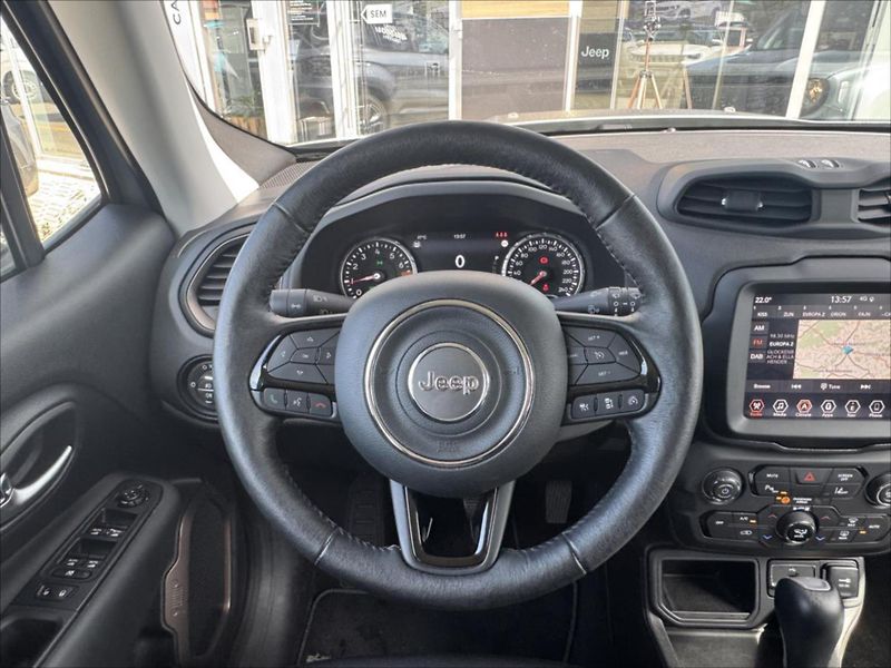 Jeep Renegade 1,5 e-Hybrid S FWD  Limited - fotka 13 z 14