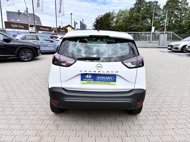 Opel Crossland 1,2T-81KW,LED,LIMITED,CARPLAY - fotka 6 z 30