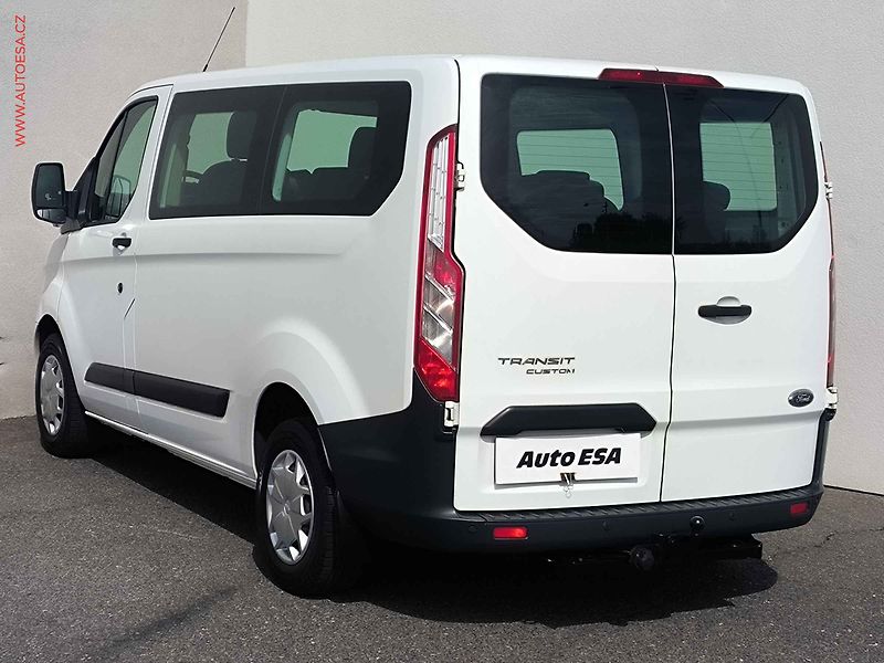 Ford Transit Custom (2017) 2.0TDCi 9míst, TREND, AC - fotka 6 z 20