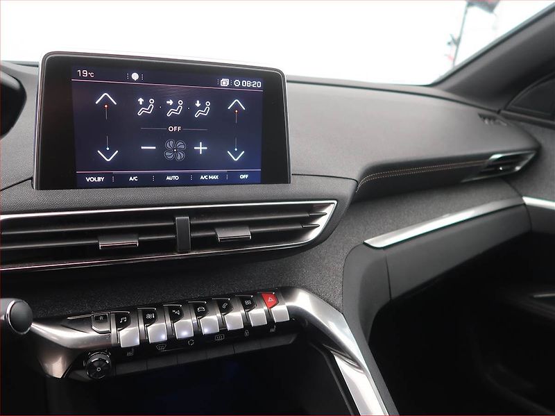 Peugeot 5008 (2019) GT Line 2.0 BlueHDi - fotka 10 z 16