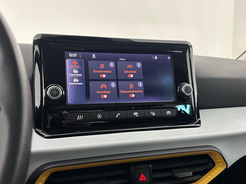 Seat Arona Style - fotka 25 z 28