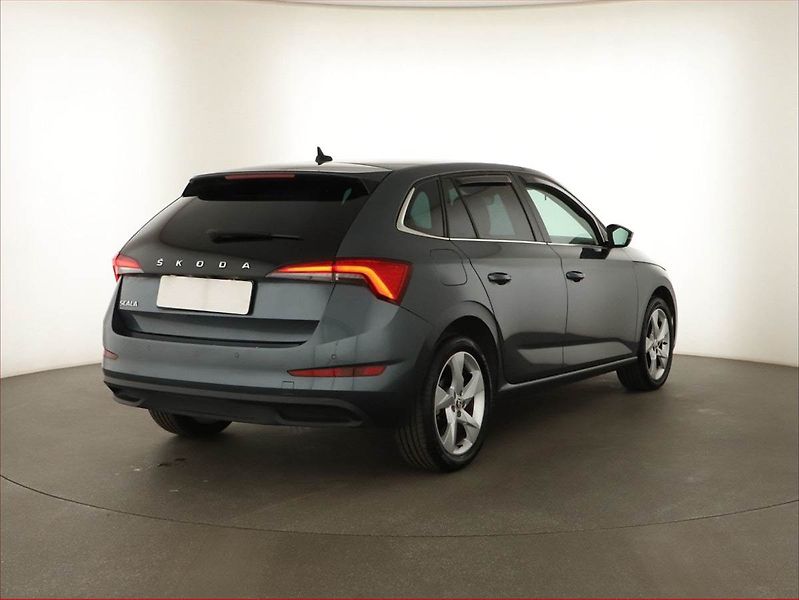 Škoda Scala (2020) 1.0 TSI, Automat, Tempomat - fotka 5 z 15