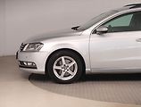 Volkswagen Passat (2013) 2.0 TDI, Automat, Navi, Xenony - náhled 15