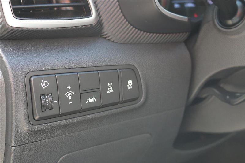 Hyundai Tucson 1,6 ČR,4x4, Automat - fotka 14 z 53