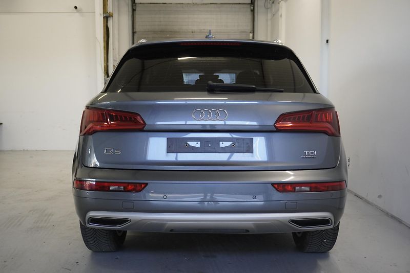 Audi Q5 2,0 40 TDI 140kW QUATTRO  - fotka 4 z 36