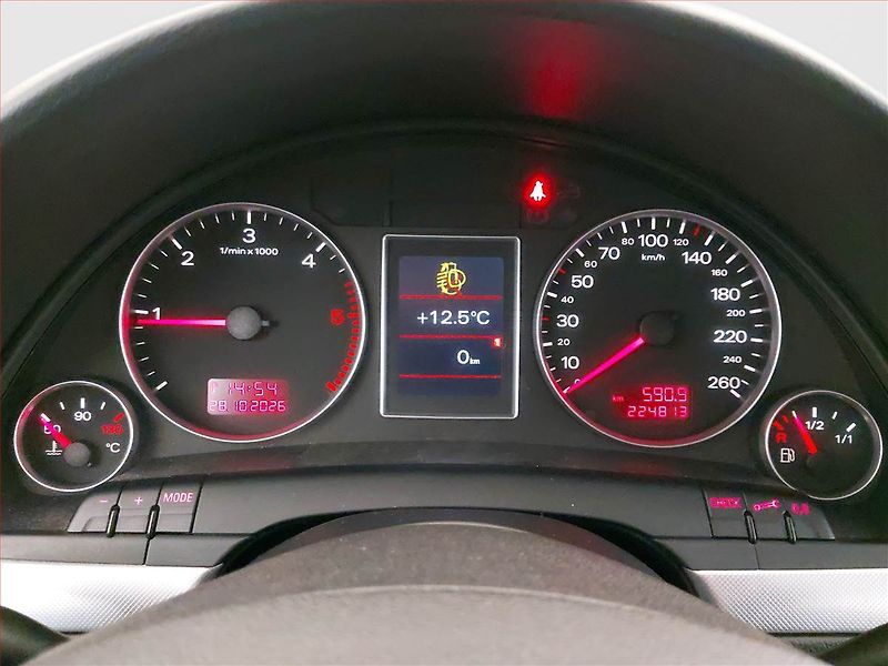 Audi A4 (2006) 2.0 TDI, Eko.zaplacen, po STK - fotka 11 z 17