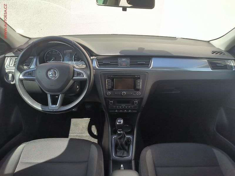 Škoda Rapid (2015) 1.2 TSi, Ambition, navi, TZ - fotka 8 z 17
