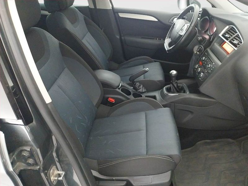 Citroën C4 (2011) 1.4 16V, Tempomat - fotka 9 z 17