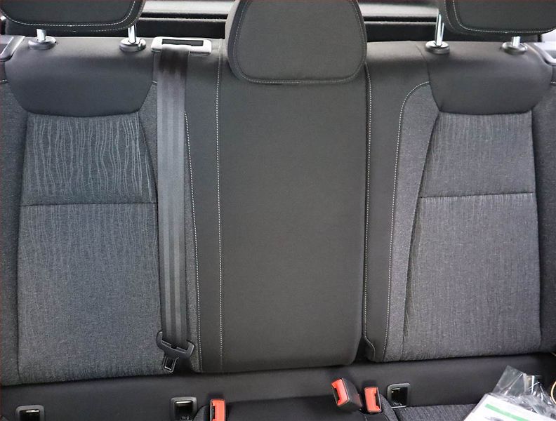 Škoda Karoq (2018) Style 1.5 TSI, Navi, Tempomat - fotka 10 z 16