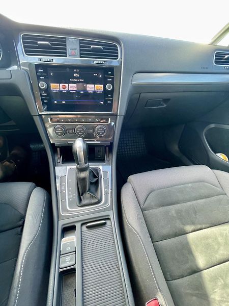 Volkswagen Golf Variant (2018) DSG/Comfortline/motor 79tis   - fotka 25 z 28