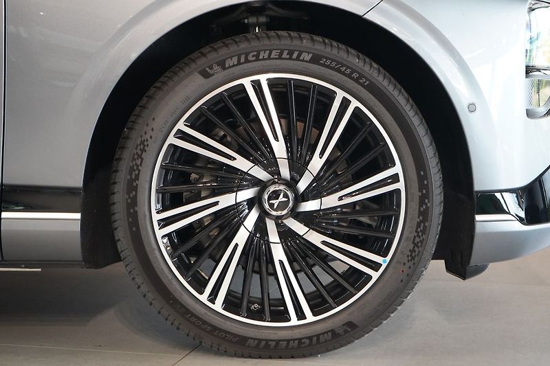 Xpeng G9 (2026) AWD Performance - 575 HP !!! - fotka 8 z 53