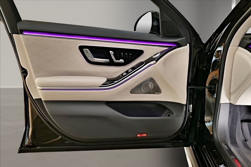 Mercedes-Benz Třídy S 450d 4M L AMG/HUD/DIGITAL - fotka 10 z 25