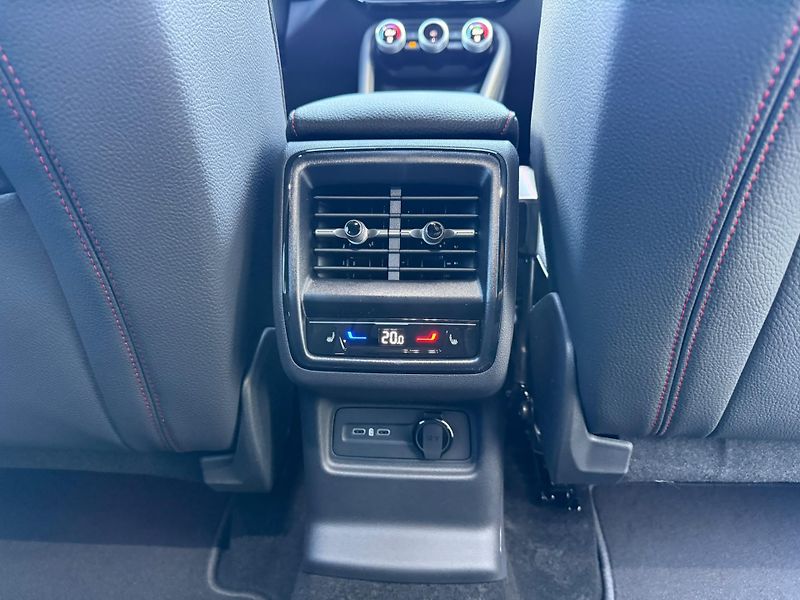 Škoda Kodiaq RS 2.0 TSI 195 kW DSG 4x4 - fotka 26 z 30
