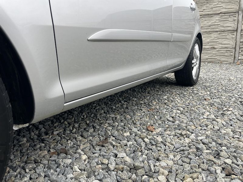 Opel Corsa 1.2i 80PS 141000KM KLIMA STK!! - fotka 19 z 169
