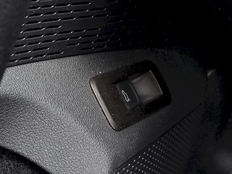 Škoda Octavia (2022) Combi SportLine 2,0 Tdi 110 Kw - fotka 28 z 40
