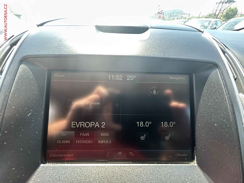 Ford S-MAX (2015) 2.0, ČR - fotka 16 z 20