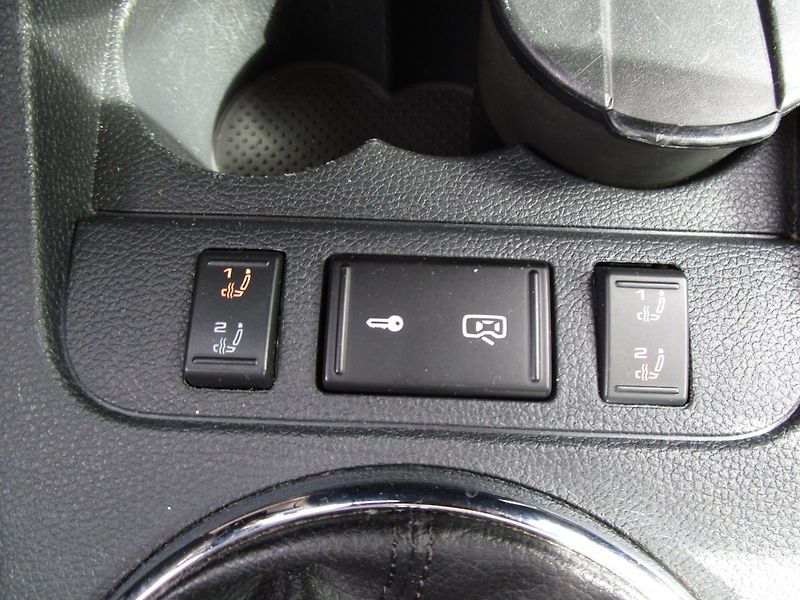 Škoda Roomster 1,6TDI-77KW- NOVÁ STK - fotka 19 z 25