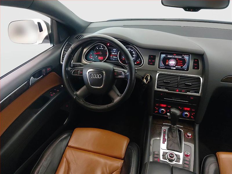 Audi Q7 (2011) 3.0 TDI, 4X4, Automat, Kůže - fotka 7 z 17