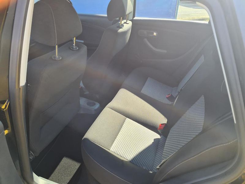 Seat Ibiza 1,2 51KW Tempomat, Digi AC - fotka 9 z 17