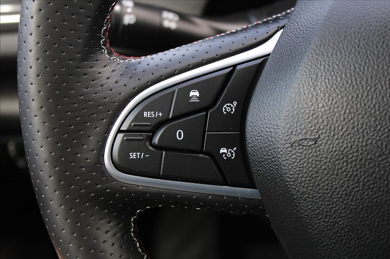 Renault Mégane 1,3 TCe  NOVÉ V ČR,A/T,RS-LINE - fotka 23 z 37