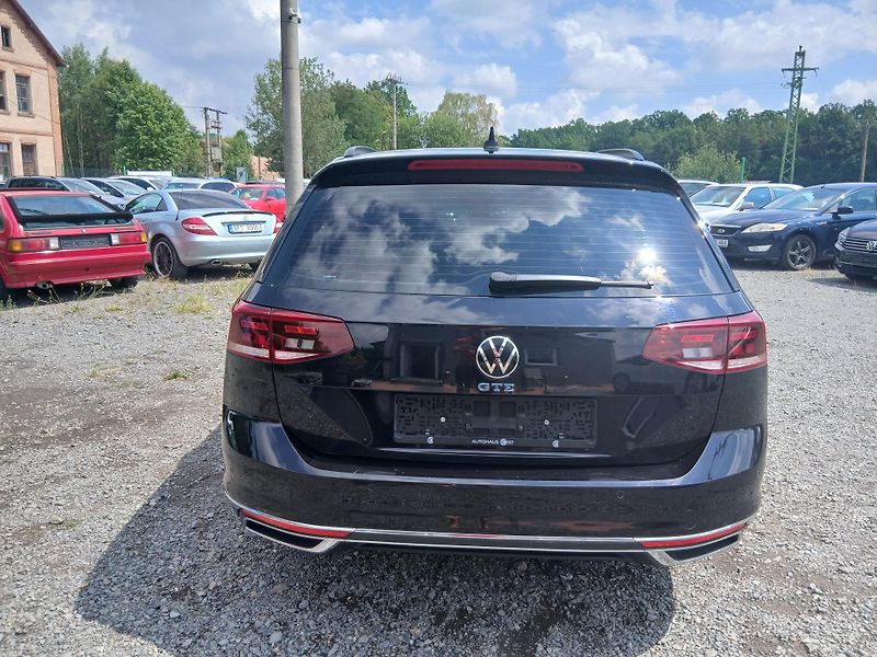 Volkswagen Passat GTE Plug-in hybrid, kůže - fotka 14 z 58