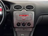 Ford Focus (2009) 1.6 i, nová STK, zamluveno - náhled 12