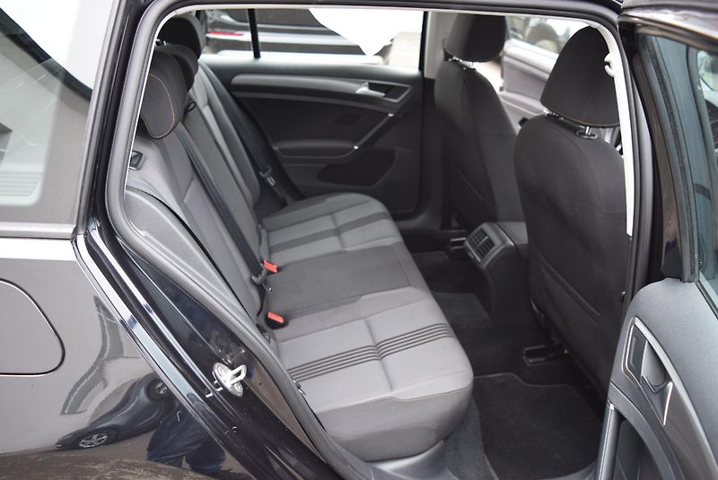 Volkswagen Golf Variant (2017) 1.4TSI 92kw CLBMT ALLSTAR OPS - fotka 37 z 41