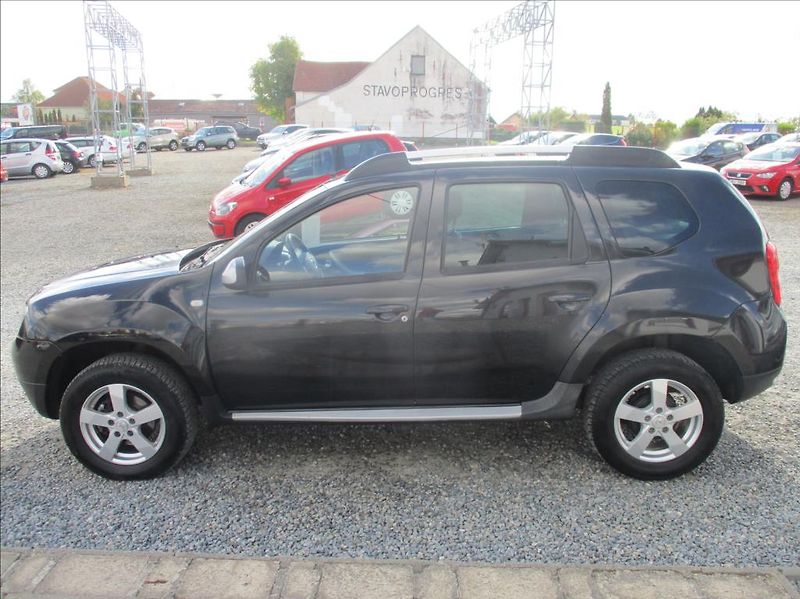 Dacia Duster 1,5 DCi, klima,serviska,tažné, - fotka 8 z 33