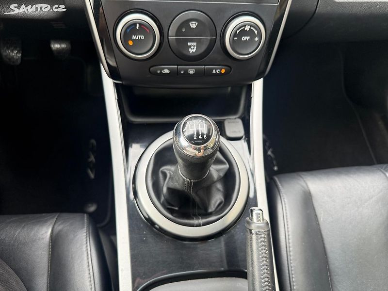 Mazda CX-7 (2010) 2.2D, 127kw 4x4 Původ ČR - fotka 23 z 27