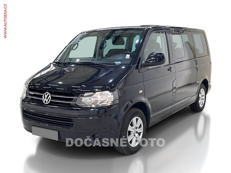 Volkswagen Multivan (2012) 2.0TDi, AC, TZ, park.asist - fotka 2 z 15