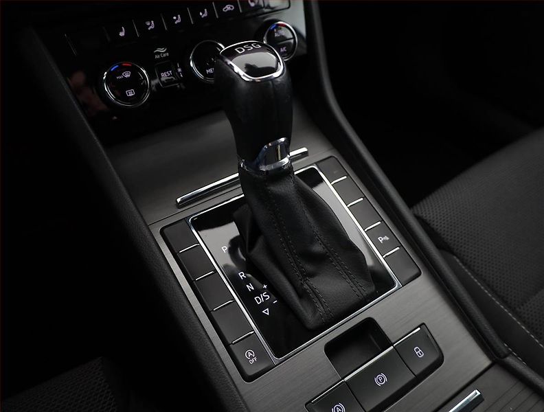 Škoda Superb (2019) 2.0 TDI, Automat, Serv.kniha - fotka 11 z 18