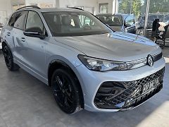 Volkswagen Tiguan (2024) 2,0TSI R DSG 4M TAŽNÉ LED ACC - fotografie inzerátu