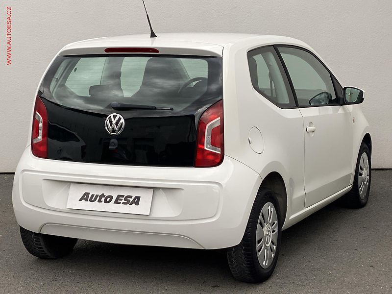 Volkswagen up! (2013) 1.0i, Move, navi - fotka 4 z 13