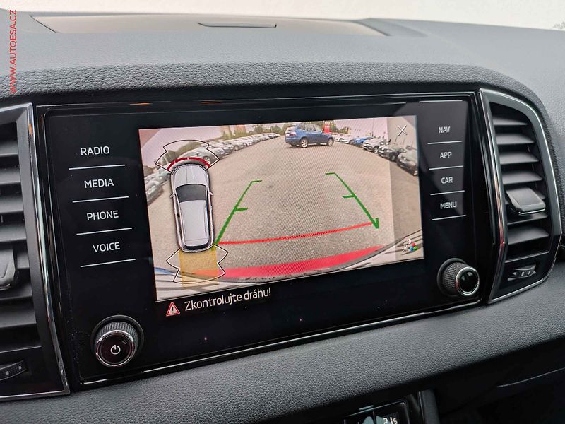 Škoda Karoq (2022) 1.5 TSi, ČR - fotka 14 z 18