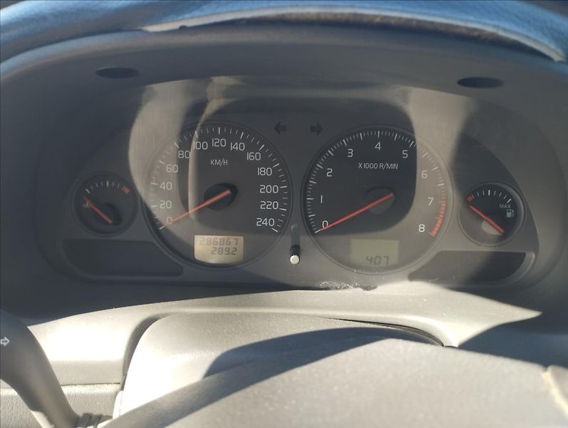 Volvo V40 1,8 90KW - fotka 13 z 16