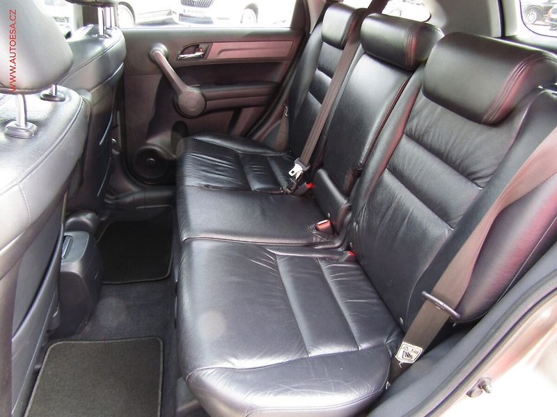 Honda CR-V (2008) 2.2 CDTi 4x4, ČR, AC, výhřev - fotka 10 z 17