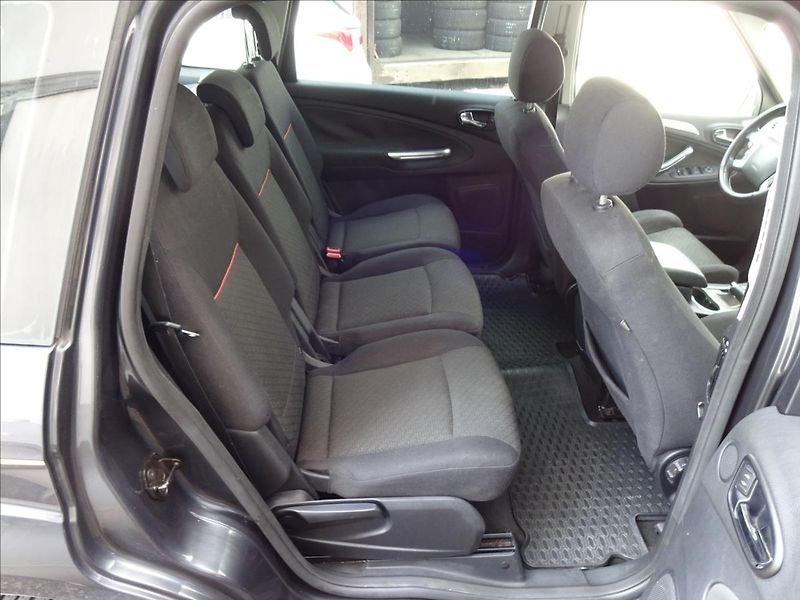 Ford S-MAX 2.0TDCI 103KW - fotka 23 z 44