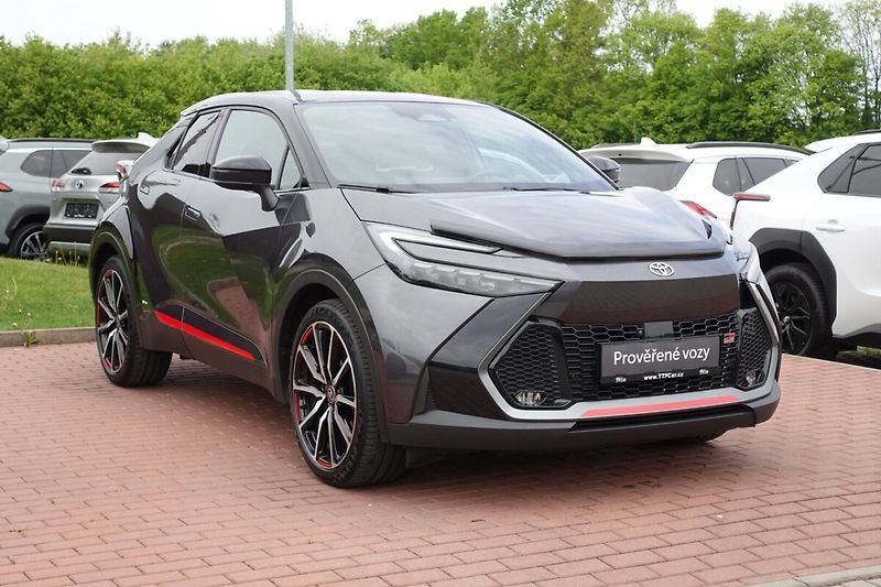 Toyota C-HR 2.0 HEV (4x4) GR SPORT Premier - fotka 3 z 36