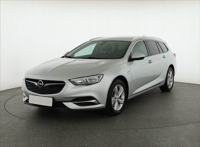 Opel Insignia (2018) 2.0 BiTurbo CDTI, 4X4 - fotka 2 z 20