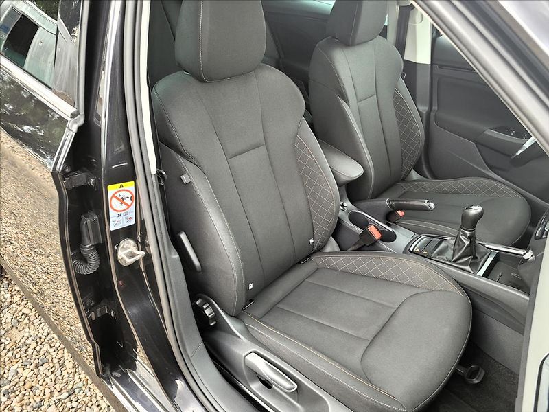 Škoda Kamiq 1,0 TSI,TFT,NAVI,VÝHŘEV,KLIMA - fotka 11 z 50
