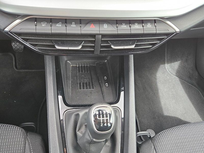 Škoda Octavia (2025) COMBI SELECTION 1,5 TSI 85 KW - fotka 23 z 28