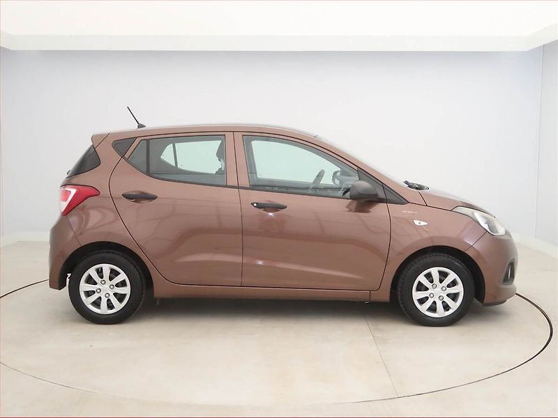 Hyundai i10 (2016) Family+ 1.0, ČR,1.maj - fotka 6 z 14
