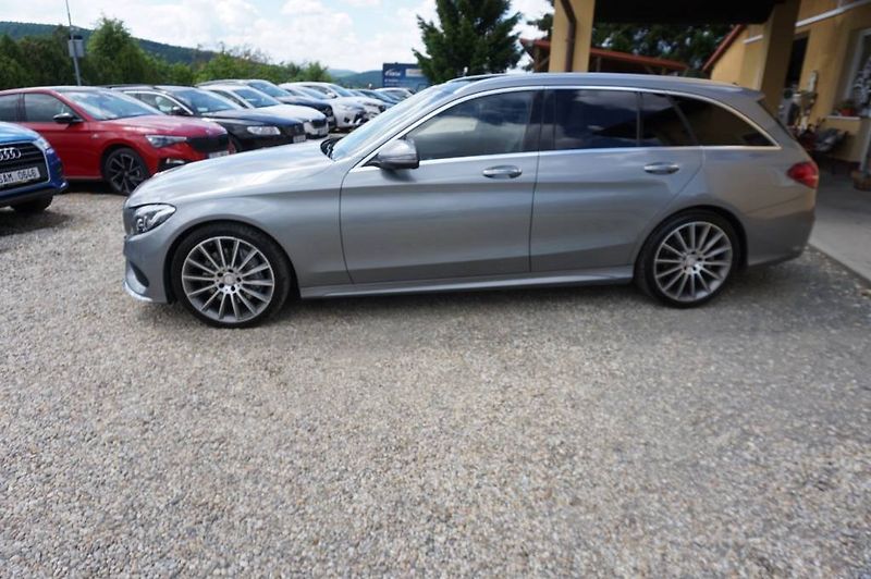 Mercedes-Benz Třídy C (2017) C 400 4 MATIC - fotka 6 z 37