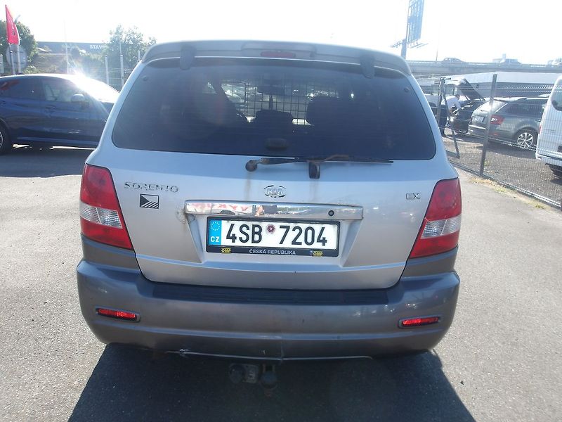Kia Sorento 2,5CRDi 4x4 NOVÁ RAMENA +PNEU - fotka 10 z 31