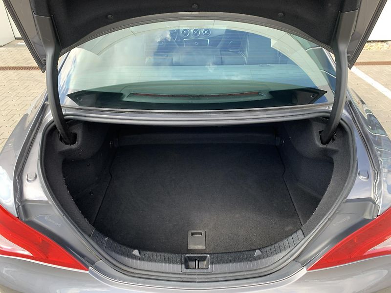 Mercedes-Benz CLA CLA 200 115kW MAN6 - fotka 5 z 36