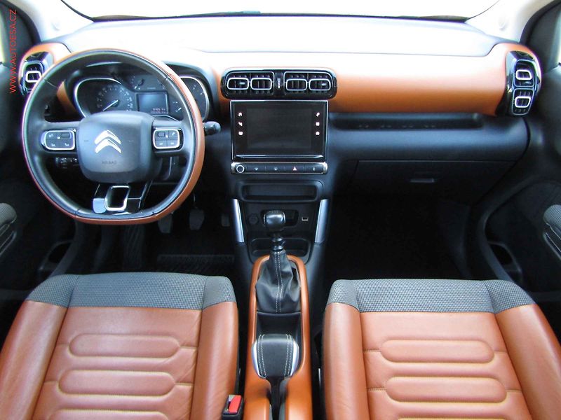Citroën C3 Aircross (2018) 1.2PT, RIP CURL, navi, kamera - fotka 8 z 20