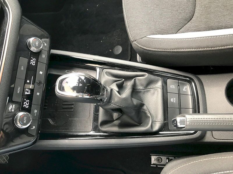 Škoda Kamiq (2025) SELEC TSI 85/1.0 A7F - fotka 26 z 29