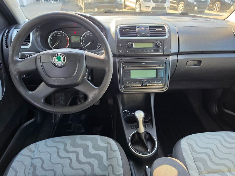 Škoda Roomster (2009) 1.4 16V Tažné - fotka 15 z 29