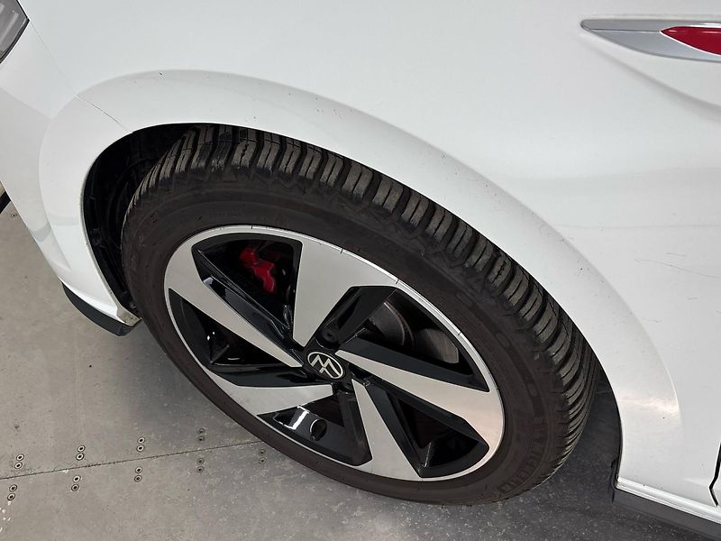 Volkswagen Polo GTI DSG - fotka 26 z 26