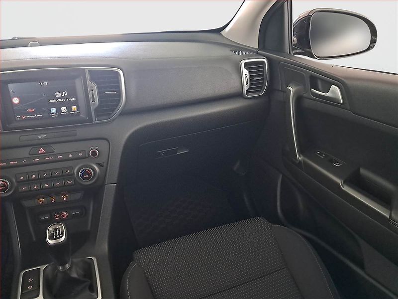 Kia Sportage (2018) 1.6 T-GDI, Serv.kniha, Navi - fotka 8 z 16